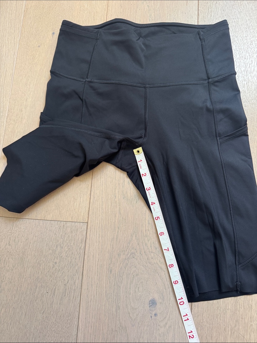 lululemon athletica Black Fast and Free High-Rise Bike Shorts with Phone Pockets - Picture 6 of 7